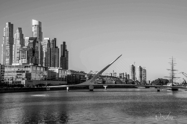 Obra fotográfica Puente de la Mujer - Imagen 2